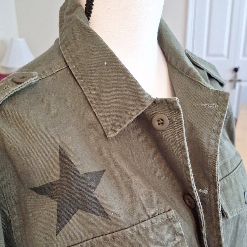 Women's Olive Star-Print Military Field Jacket - Picture 3 of 7